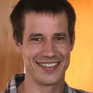 Meet your Posher, Leeann